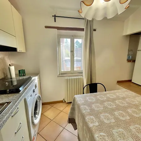 La Tiny House アパート ペザロ